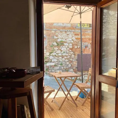 Loma San Vito Holiday home *